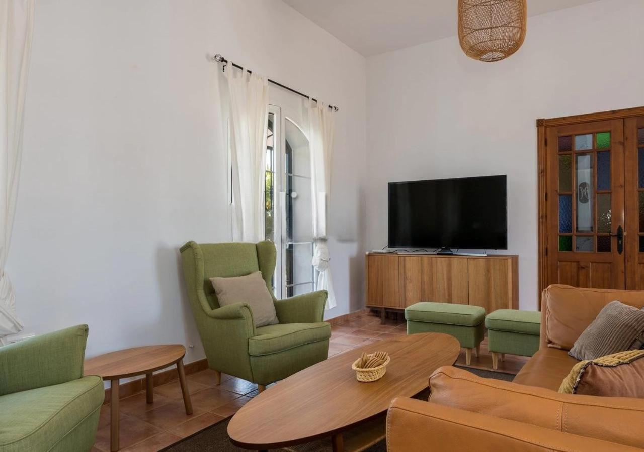 Spacious Villa With Exceptional Views In Malaga Casarabonela ภายนอก รูปภาพ