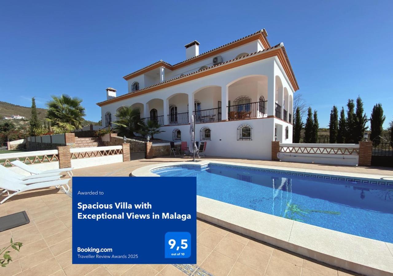 Spacious Villa With Exceptional Views In Malaga Casarabonela ภายนอก รูปภาพ