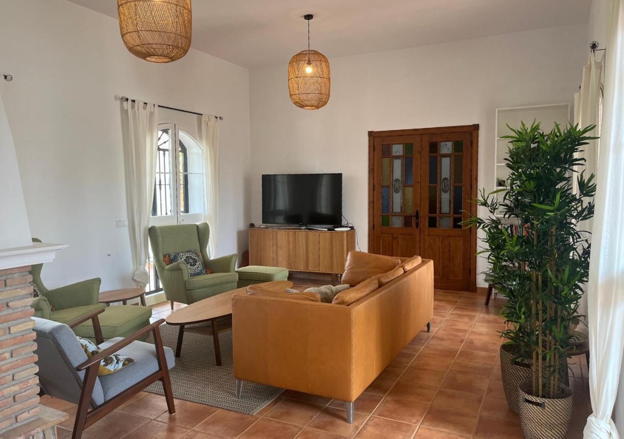 Spacious Villa With Exceptional Views In Malaga Casarabonela ภายนอก รูปภาพ